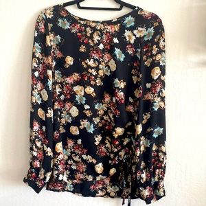 Halogen floral long sleeve blouse with left front ruching and side tie